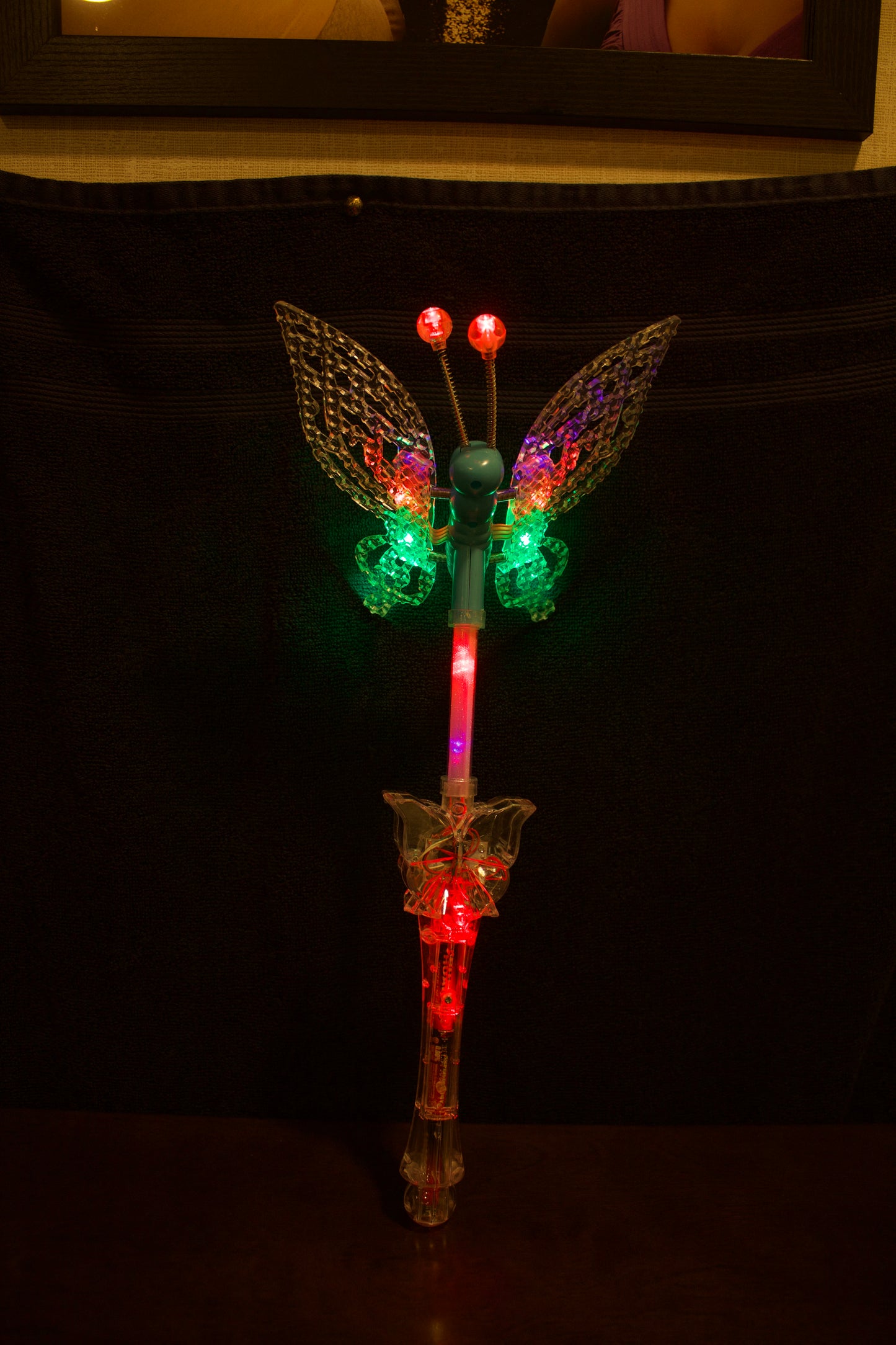 LumiFlutter Crystal Wand